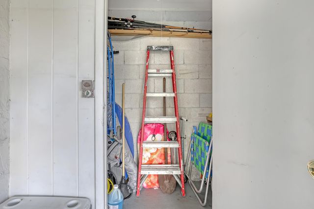 553 Covered Bridge Boulevard, Lake Worth, FL 33467