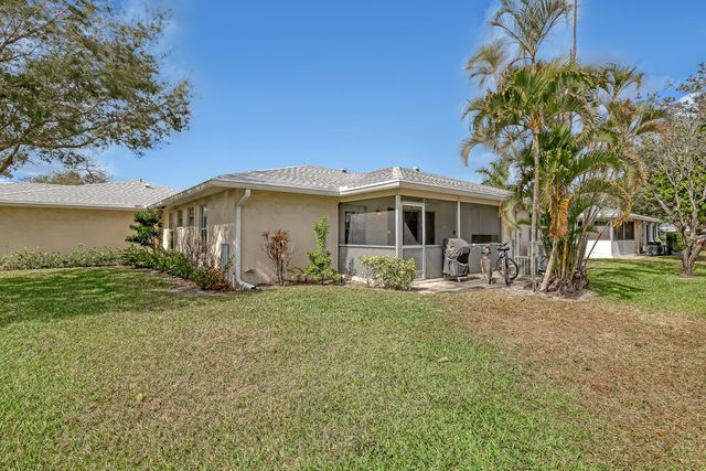 553 Covered Bridge Boulevard, Lake Worth, FL 33467