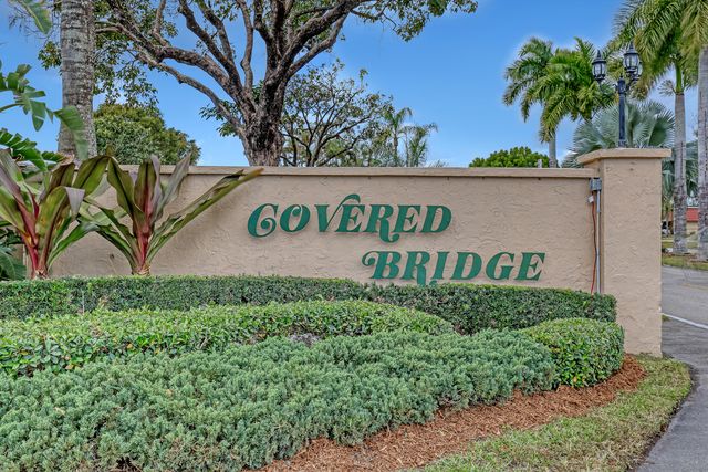 553 Covered Bridge Boulevard, Lake Worth, FL 33467