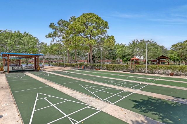 553 Covered Bridge Boulevard, Lake Worth, FL 33467