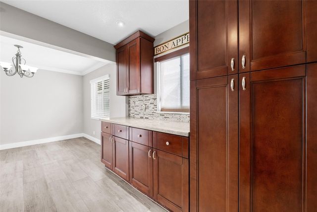 1620 NW 87th Lane, Plantation, FL 33322