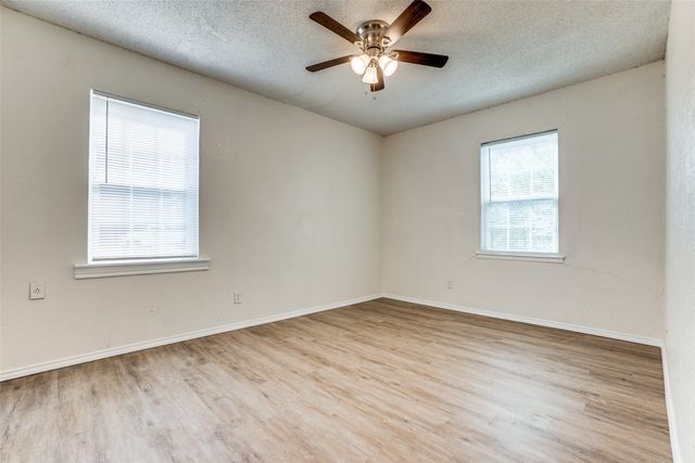 5869 Bluffman Drive, Dallas, TX 75241