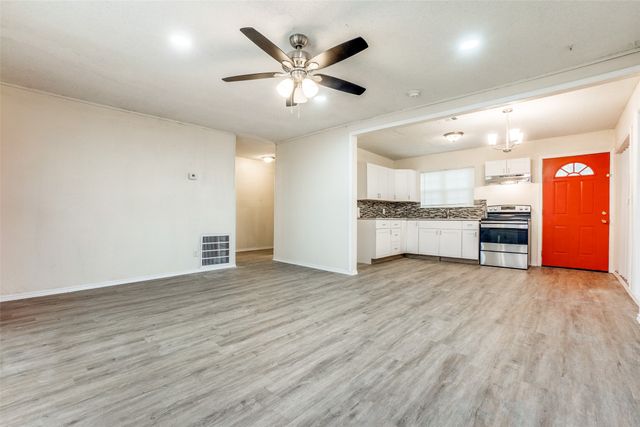 5869 Bluffman Drive, Dallas, TX 75241