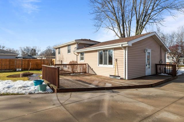 1117 ALVA STREET, Menasha, WI 54952