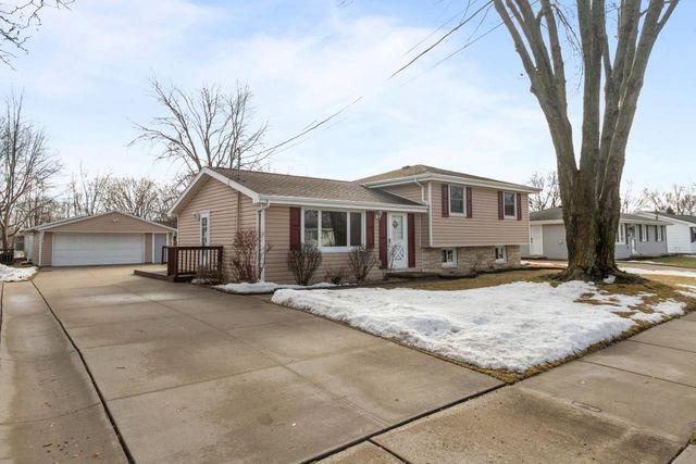 1117 ALVA STREET, Menasha, WI 54952