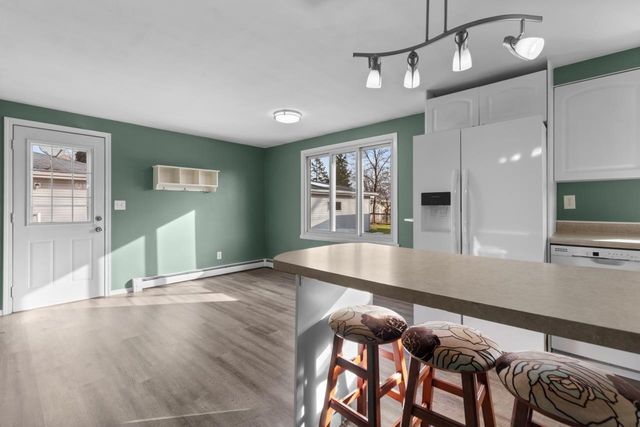 1117 ALVA STREET, Menasha, WI 54952