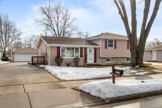 1117 ALVA STREET, Menasha, WI 54952