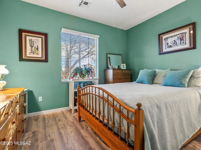 9259 N Whispering Shadows Way, Tucson, AZ 85743