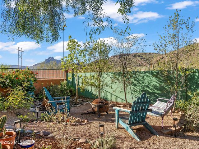 9259 N Whispering Shadows Way, Tucson, AZ 85743