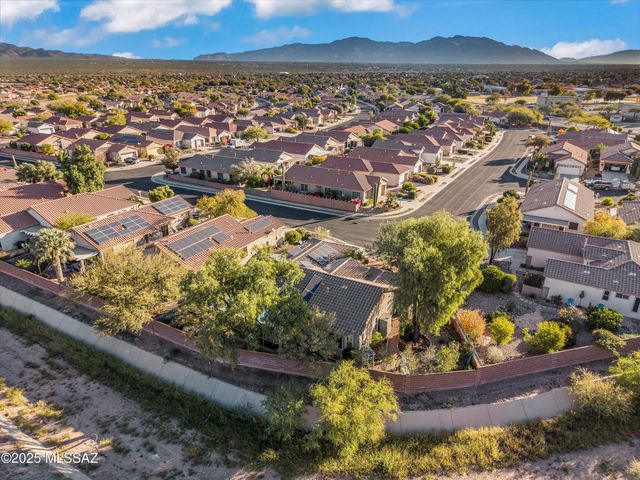 9259 N Whispering Shadows Way, Tucson, AZ 85743