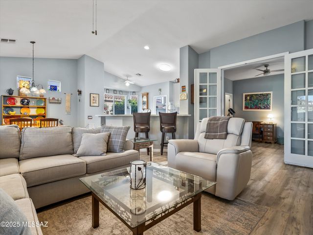 9259 N Whispering Shadows Way, Tucson, AZ 85743