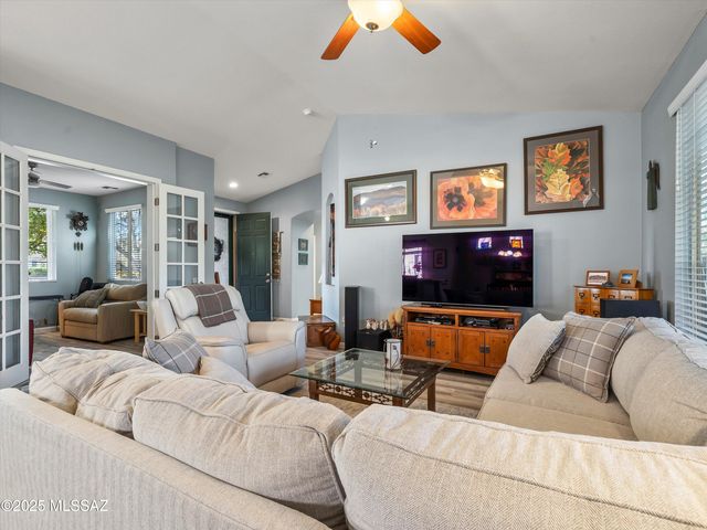 9259 N Whispering Shadows Way, Tucson, AZ 85743