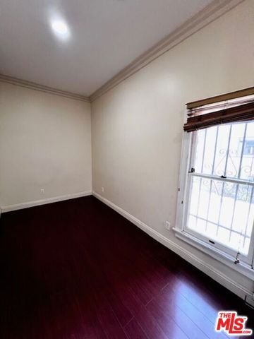 2108 Oak Street, Los Angeles, CA 90007