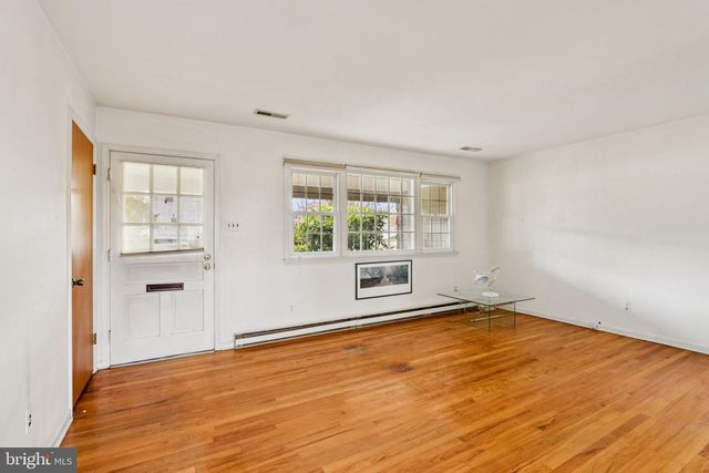 911 BARTLETT AVE, Linwood, NJ 08221