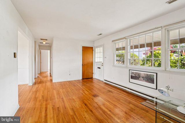 911 BARTLETT AVE, Linwood, NJ 08221