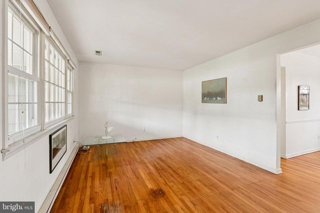 911 BARTLETT AVE, Linwood, NJ 08221