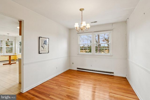 911 BARTLETT AVE, Linwood, NJ 08221