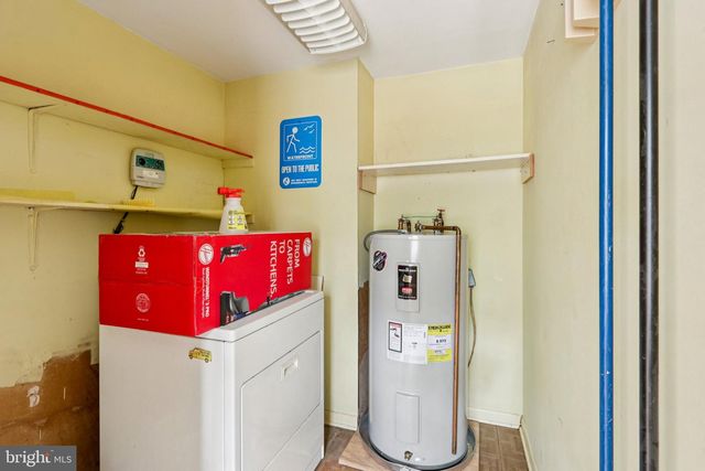 911 BARTLETT AVE, Linwood, NJ 08221