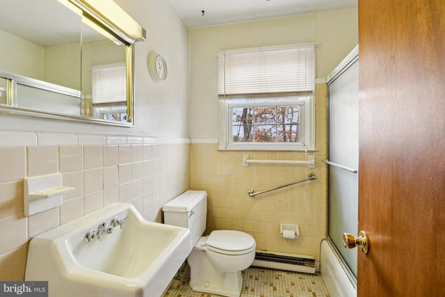 911 BARTLETT AVE, Linwood, NJ 08221