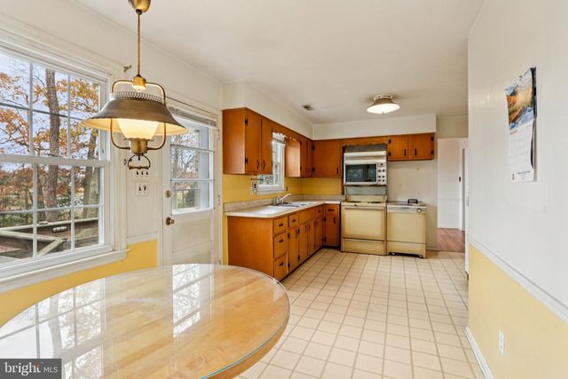 911 BARTLETT AVE, Linwood, NJ 08221