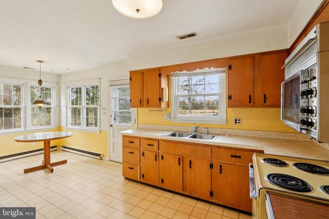 911 BARTLETT AVE, Linwood, NJ 08221