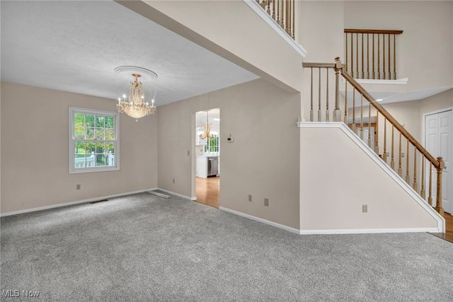 17934 Cambridge Oval, Strongsville, OH 44136