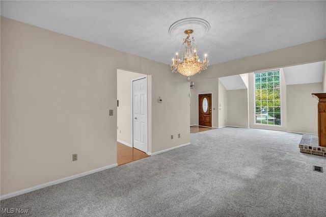 17934 Cambridge Oval, Strongsville, OH 44136