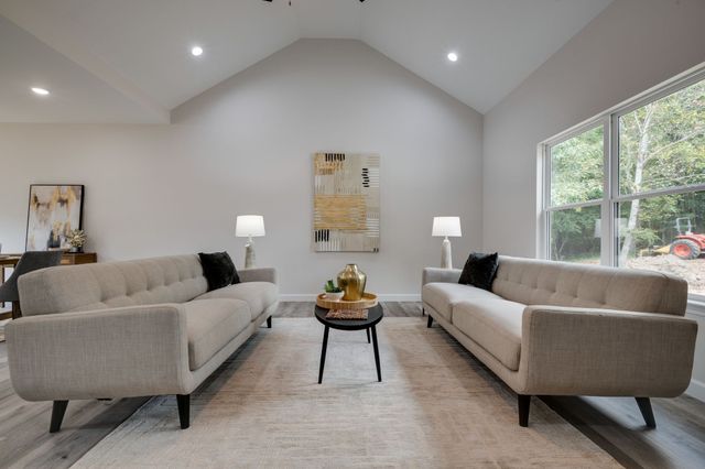 1026 Promise Land Road, Charlotte, TN 37036