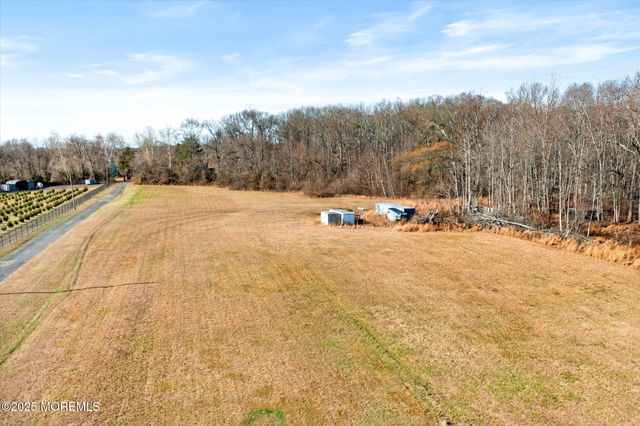 151 Walnford Road, Allentown, NJ 08501