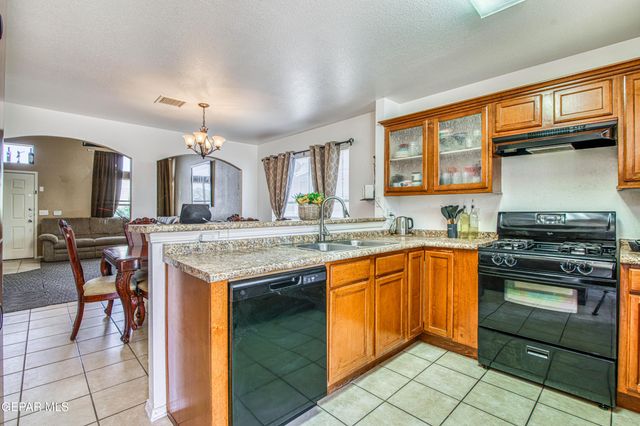 14253 HACIENDA ROCK Drive, El Paso, TX 79938