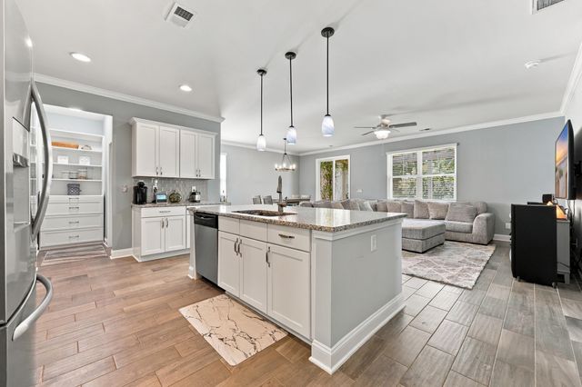 1116 Inlet View Dr., North Myrtle Beach, SC 29582