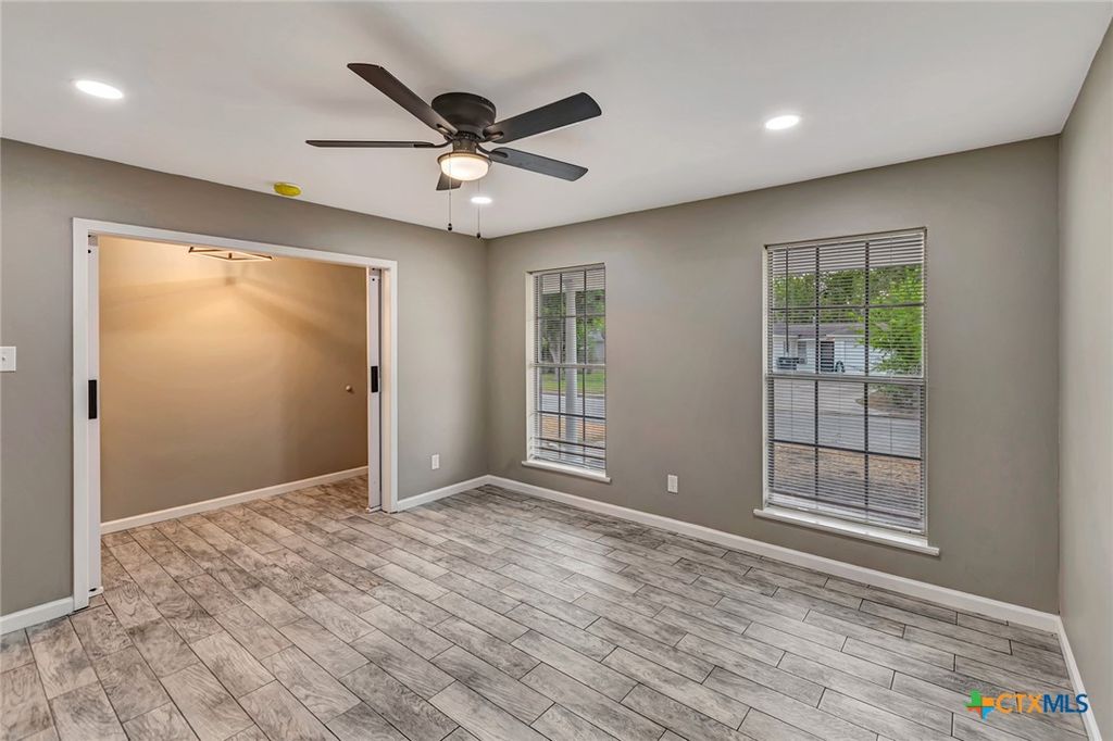 Image 10 of property listing at 602 N Market Street, Hallettsville, TX 77964