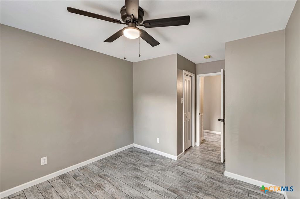 Image 22 of property listing at 602 N Market Street, Hallettsville, TX 77964