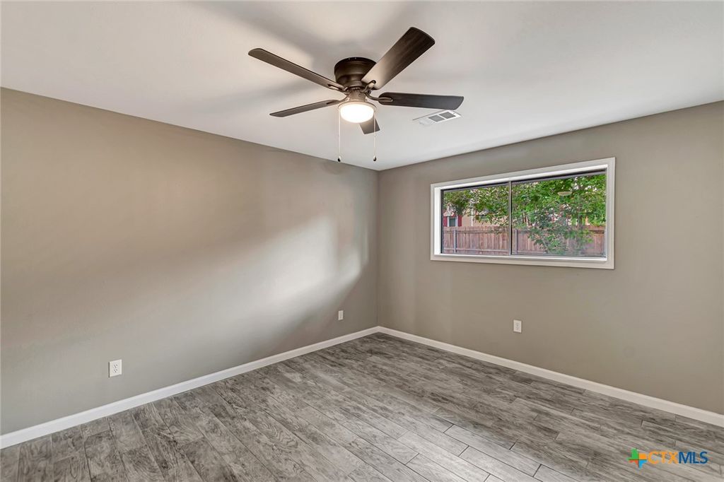Image 27 of property listing at 602 N Market Street, Hallettsville, TX 77964