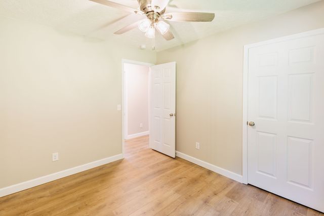 4543 S Creek Rd, Cookeville, TN 38506