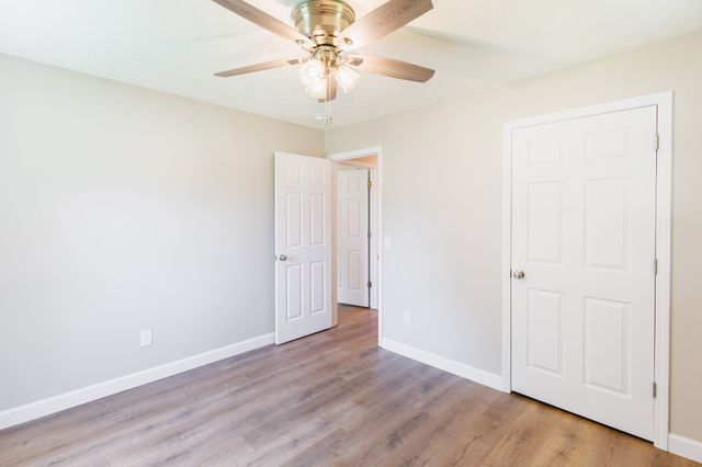 4543 S Creek Rd, Cookeville, TN 38506