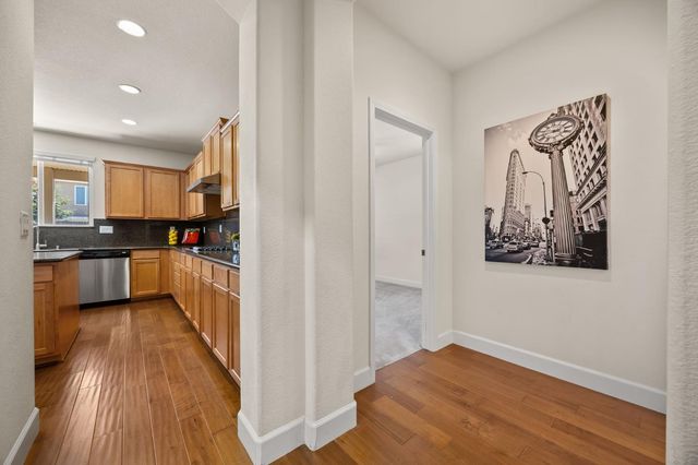 2368 Lockton Dr, Roseville, CA 95747