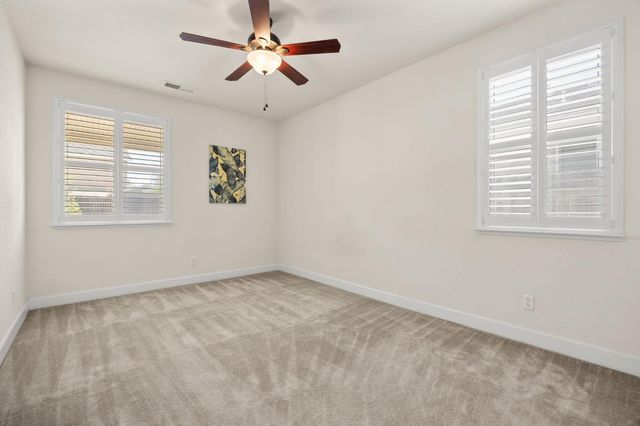 2368 Lockton Dr, Roseville, CA 95747