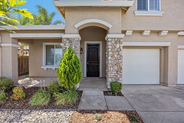 2368 Lockton Dr, Roseville, CA 95747