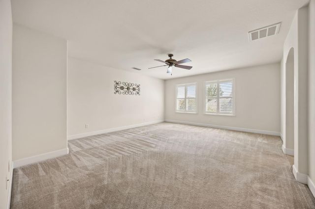 2368 Lockton Dr, Roseville, CA 95747