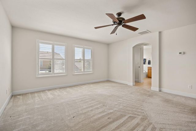 2368 Lockton Dr, Roseville, CA 95747