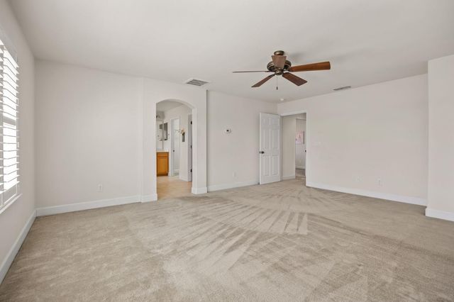 2368 Lockton Dr, Roseville, CA 95747