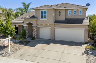2368 Lockton Dr, Roseville, CA 95747