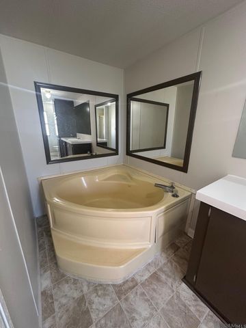 44091 Maurice Bourgeois Rd, St Amant, LA 70774