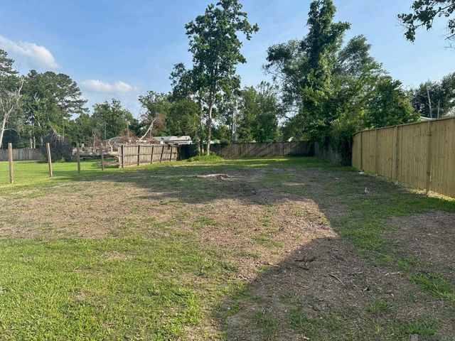 44091 Maurice Bourgeois Rd, St Amant, LA 70774