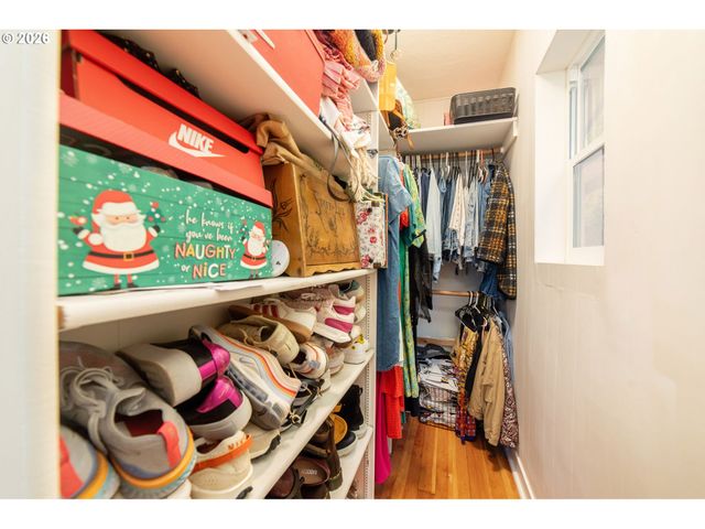 825 Ne 76TH Ave, Portland, OR 97213