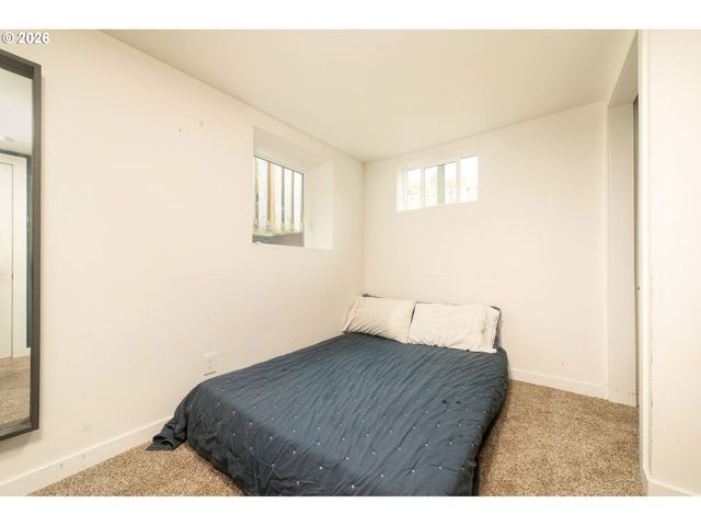 825 Ne 76TH Ave, Portland, OR 97213