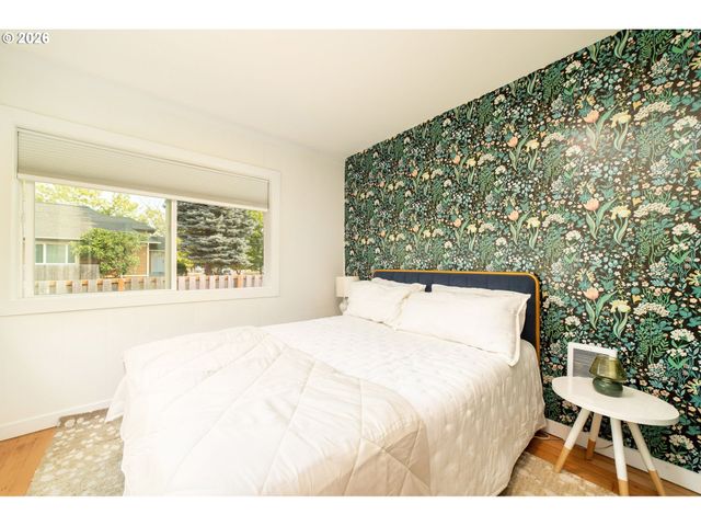 825 Ne 76TH Ave, Portland, OR 97213