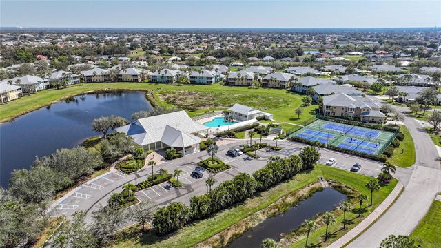 2061 WILLOW HAMMOCK CIRCLE 105, Punta Gorda, FL 33983