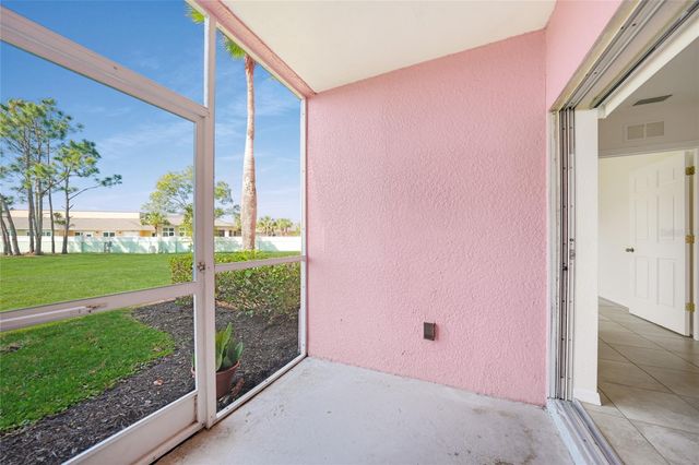 2061 WILLOW HAMMOCK CIRCLE 105, Punta Gorda, FL 33983